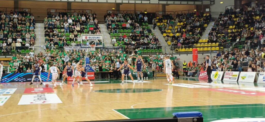 Emocje potężne, ale Zastal u siebie nie wygrywa! Radio Zachód - Lubuskie