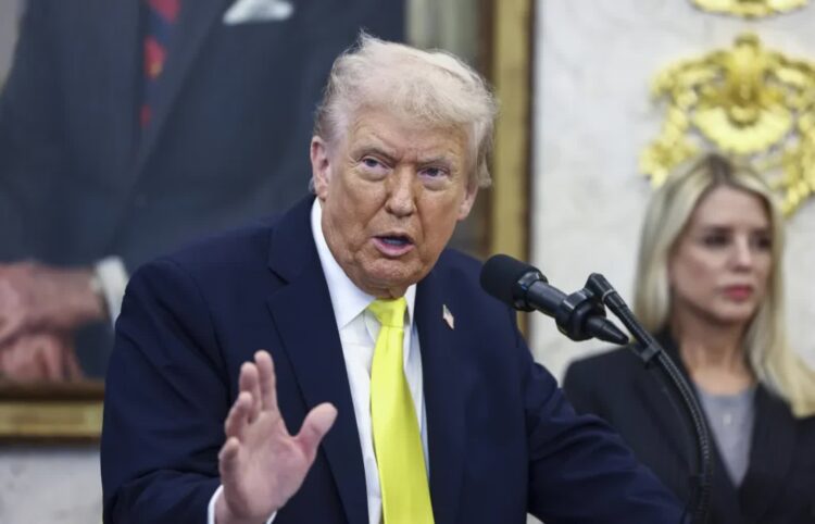 Donald Trump. Fot. EPA/JIM LO SCALZO / POOL