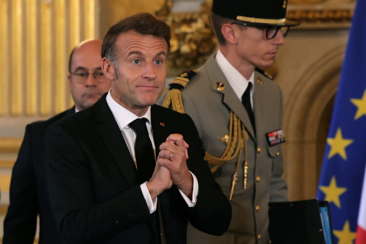 Emmanuel Macron, prezydent Francji (PAP/EPA/THOMAS SAMSON / POOL)