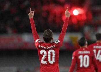 Polska wygrywa 1:0 z Litwą po golu Szymańskiego 12 Polak Sebastian Szymański cieszy się z bramki zdobytej na 0:1 z rzutu rożnego w meczu eliminacyjnym piłkarskich mistrzostw świata 2026 z Litwą Fot. Piotr Nowak