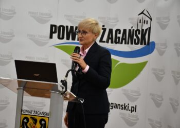 Ponad 60 uczniów żagańskiego powiatu ze stypendiami 11 fot. Starostwo Powiatowe w Żaganiu