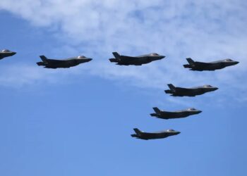 Myśliwce F-35. Fot. PAP/EPA/ JEON HEON-KYUN