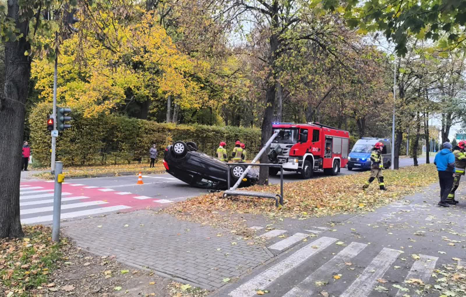 Dachowanie auta na ul. Nowej Radio Zachód - Lubuskie
