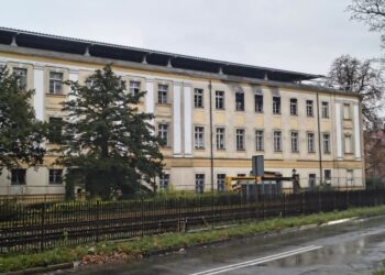 Akademia zabezpiecza spalony budynek 11 Akademia zabezpiecza spalony budynek Radio Zachód - Lubuskie