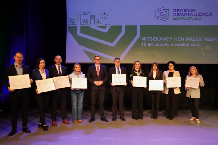 Wręczenie wyróżnień dla lubuskich liderów rewitalizacji (Paweł Wańczko/lubuskie.pl)