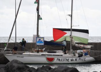 Łódź należąca do Flotylli Sumud - zdjęcie ilustracyjne Fot. PAP/EPA