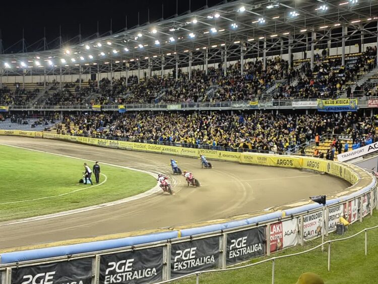 Genialny mecz Palucha, Stal rozjeżdża Polonię i zostaje w PGE Ekstralidze Radio Zachód - Lubuskie