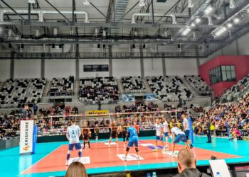 Mizerne dwa sety, solidny trzeci - Cuprum Stilon przegrał ze Skrą Radio Zachód - Lubuskie