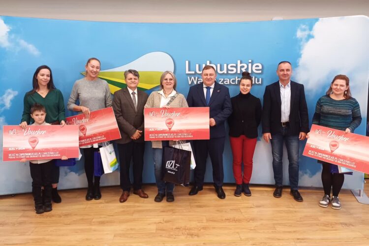 Rozstrzygnięcie konkursu fotograficznego zorganizowanego przez Urząd Marszałkowski i Aeroklub Ziemi Lubuskiej (fot. Piotr Bakselerowicz)