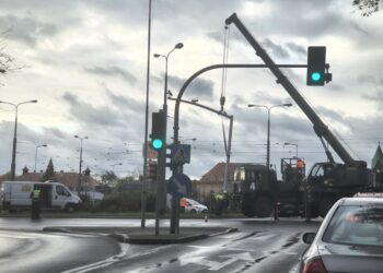 Poważna kolizja na rondzie Santockim Radio Zachód - Lubuskie