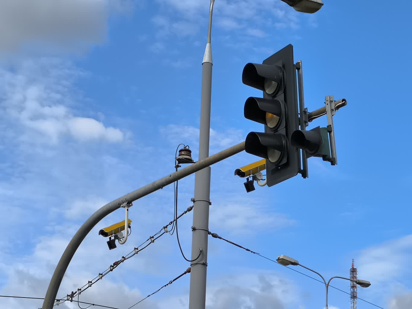 Świateł na Santockim nie wyłączą Radio Zachód - Lubuskie