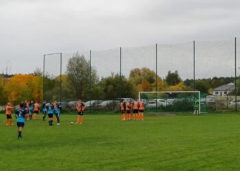 Remis w derbach: Chynowianka ma szczęście - Sparta sama sobie zrobiła kłopot Radio Zachód - Lubuskie