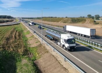 Kierowcy mogą już jeździć całą obwodnicą Łomży (Podlaskie) na drodze S61. Fot. X/GDDKiA Białystok