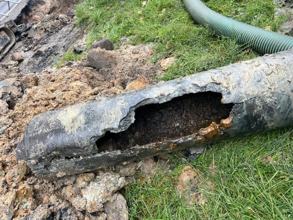 Żółta woda w kranach w Lubsku to stan przejściowy fot. UM Lubsko