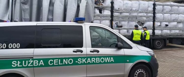 Udaremniony przewóz 20 ton nielegalnych odpadów [WIDEO] Radio Zachód - Lubuskie