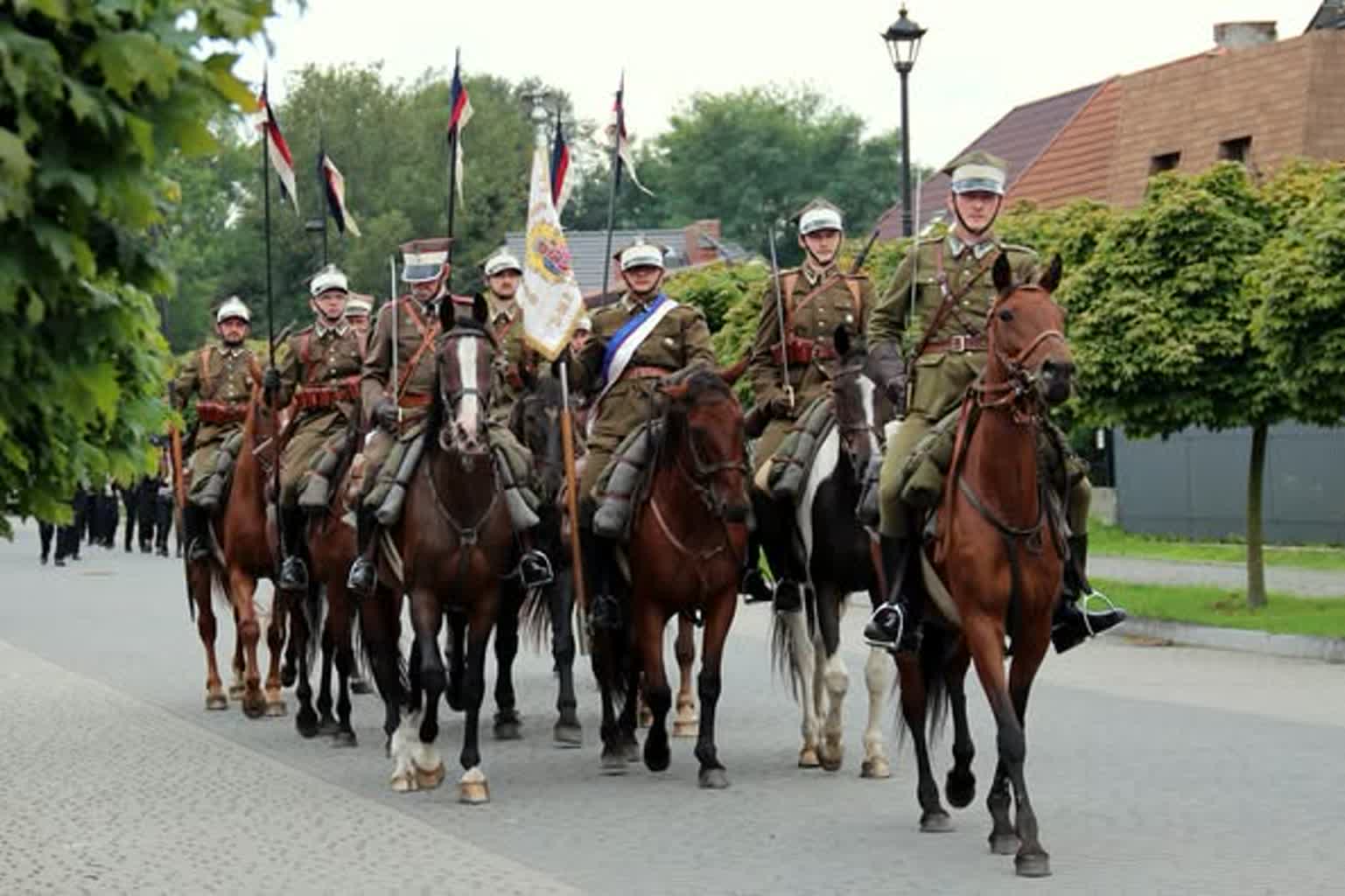 Saga ułańska 10 ułani.jpg