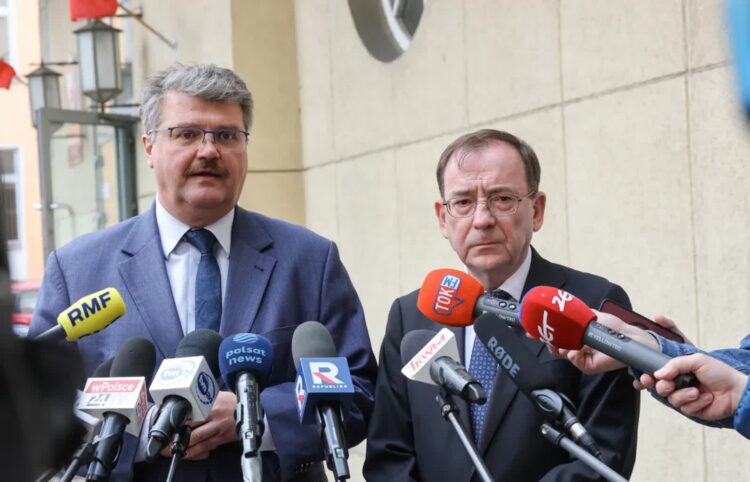 Maciej Wąsik i Mariusz Kamiński. Fot. PAP/Marian Zubrzycki