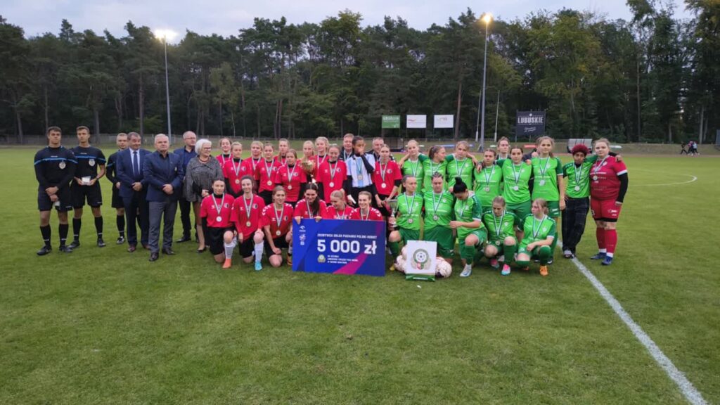 Puchar dla MUKS Kostrzyn Radio Zachód - Lubuskie