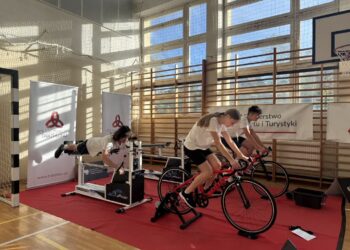 Pierwszy triathlon uczniów Szkoły Podstawowej w Cigacicach Radio Zachód - Lubuskie