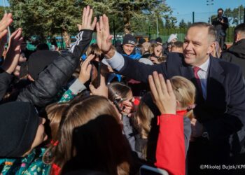 Karol Nawrocki podczas spotkania z mieszkańcami w Tomaszowie Lubelskim (KPRP)