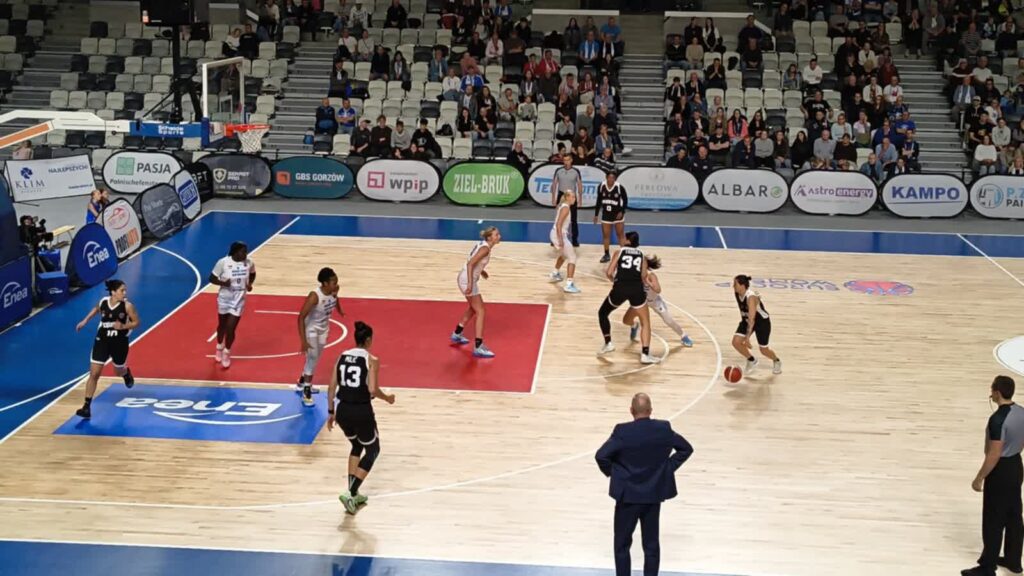 W Stambule leży klucz do wyjścia z grupy Radio Zachód - Lubuskie