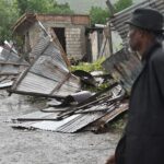 Potężny Huragan Melissa dotarł we wtorek do Jamajki. Fot. PAP/EPA/Rudolph Brown