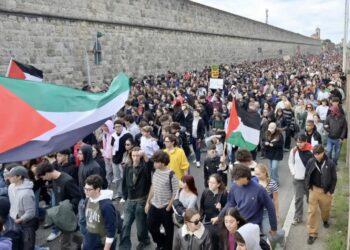 Propalestyński protest w Livorno we Włoszech Fot. PAP/EPA/ALESSIO NOVI