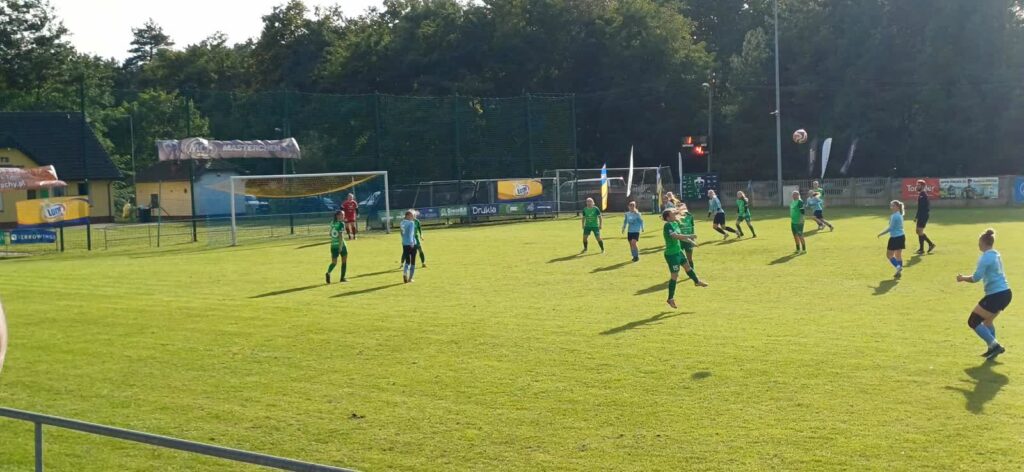 Piłkarki TS-u Przylep z wysoką porażką we Wrocławiu Radio Zachód - Lubuskie