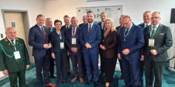 Wicepremier i szef MON Władysław Kosiniak-Kamysz na zjeździe lubuskich struktur partii (fot. Piotr Bakselerowicz)