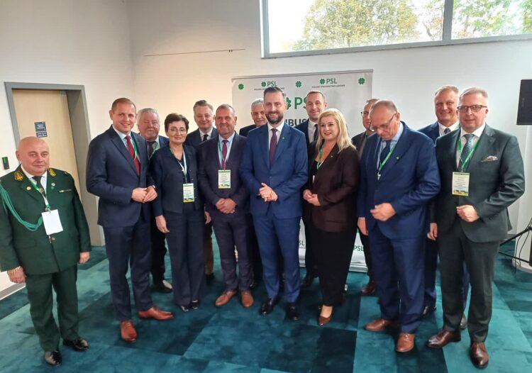 Kosiniak-Kamysz w Zielonej Górze. "To był największy atak na Lwów od początku wojny" 9 Wicepremier i szef MON Władysław Kosiniak-Kamysz na zjeździe lubuskich struktur partii (fot. Piotr Bakselerowicz)