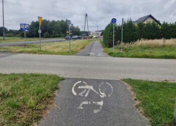 Ważne przejście przez jezdnię w Płotach 11 fot. UM Czerwieńsk