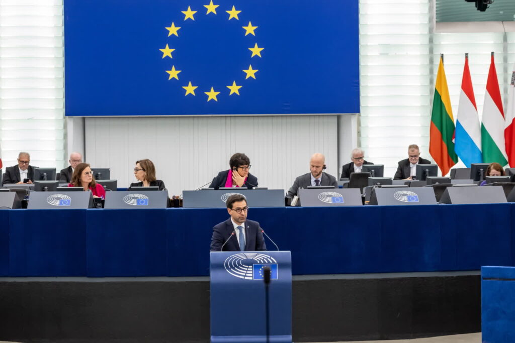 Obrady Europarlamentu w Strasburgu (PAP/EPA/CHRISTOPHE PETIT TESSON)