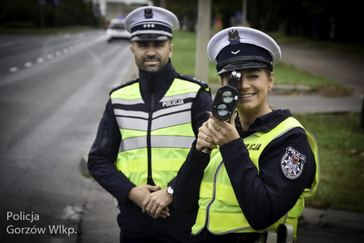 Policja kontroluje prędkość, kierowcy tracą prawa jazdy Radio Zachód - Lubuskie