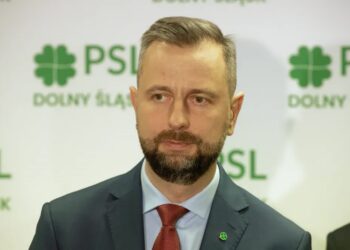 Kosiniak-Kamysz: PSL jest stabilne, sprawdzone i wiarygodne 16 Władysław Kosiniak-Kamysz Fot. PAP/Krzysztof Ćwik