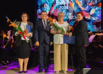 Motyle pofrunęły do ludzi kultury Radio Zachód - Lubuskie