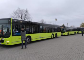Linia P będzie wozić pasażerów z osiedla Piaski na cmentarz 17 Linia P będzie wozić pasażerów z osiedla Piaski na cmentarz Radio Zachód - Lubuskie