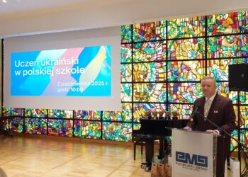 Eksperci rozmawiali o sytuacji Ukraińców w lubuskich szkołach 16 Eksperci rozmawiali o sytuacji Ukraińców w lubuskich szkołach Radio Zachód - Lubuskie