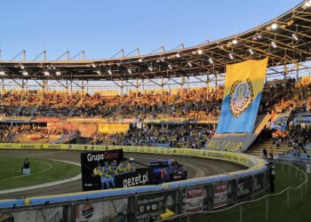 Miasto poręczy kredyt dla Stali – co na to mieszkańcy? 15 Miasto poręczy kredyt dla Stali – co na to mieszkańcy? Radio Zachód - Lubuskie