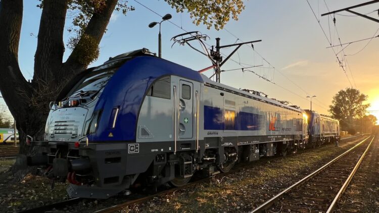 Zmiana czasu już w ten weekend. Część pociągów PKP Intercity zatrzyma się w nocy na godzinę 9 Fot. PKP Intercity. Pociąg do podróży/FB
