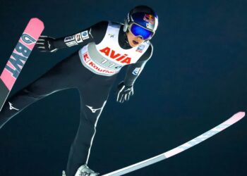 Japończyk Ryoyu Kobayashi. Fot. EPA/Geir Olsen