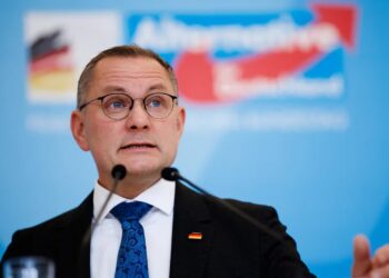 Współprzewodniczący prawicowo-populistycznej partii Alternatywa dla Niemiec (AfD) Tino Chrupalla. Fot. PAP/EPA/CLEMENS BILAN