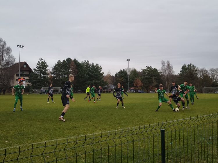 Zorza podzieliła się punktami z Promieniem 9 fot. Jakub Lesiński