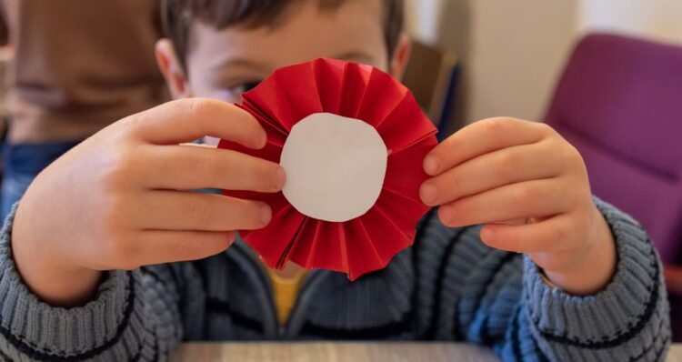 Rodzinne warsztaty patriotyczne przed Świętem Niepodległości Radio Zachód - Lubuskie