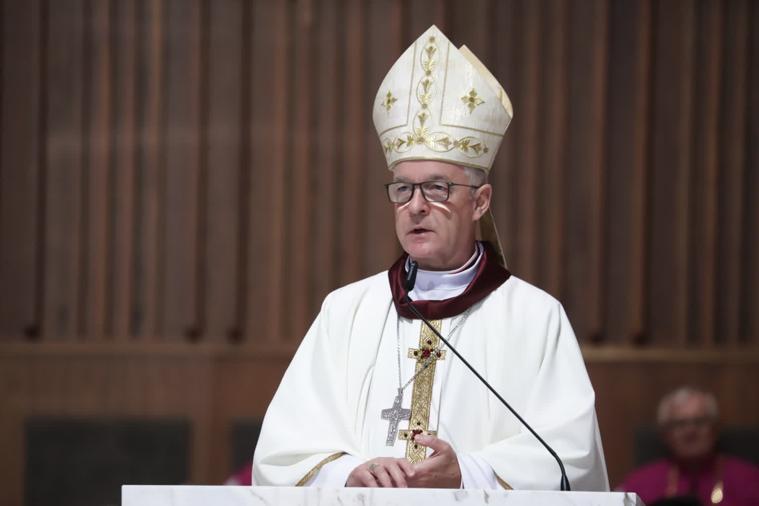 Biskup Wiesław Lechowicz o Święcie Niepodległości