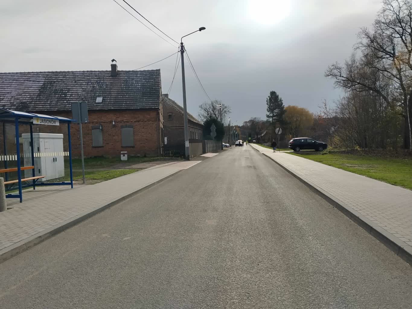 Nowa droga w powiecie żarskim oddana do użytku