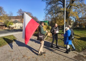1000 biało-czerwonych dla gorzowian Radio Zachód - Lubuskie