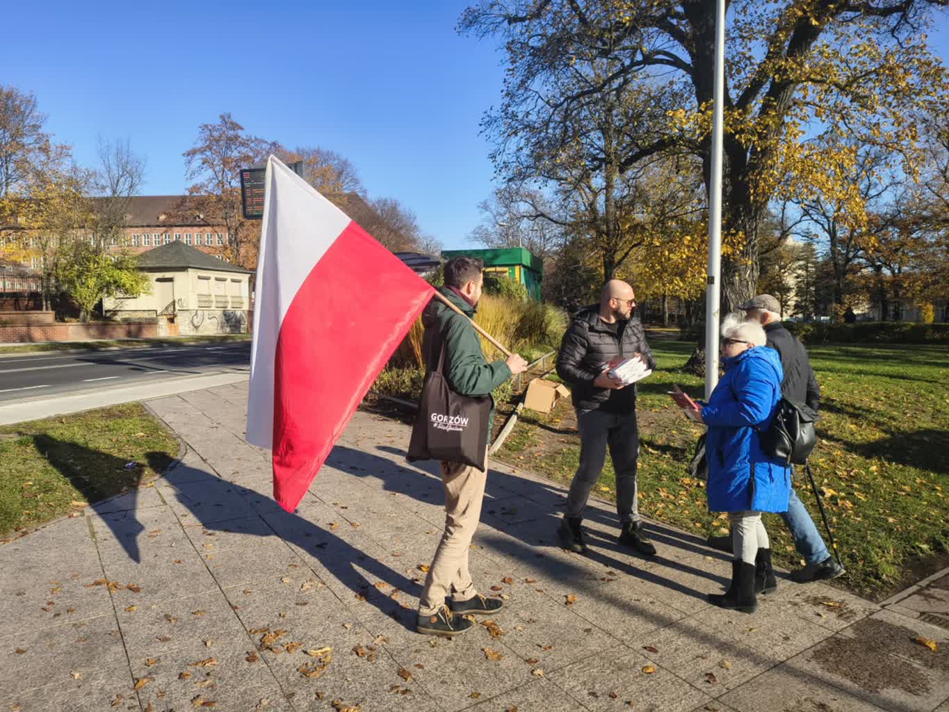 1000 biało-czerwonych dla gorzowian Radio Zachód - Lubuskie