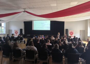 Adwokaci rozjaśniają prawo licealistom Radio Zachód - Lubuskie