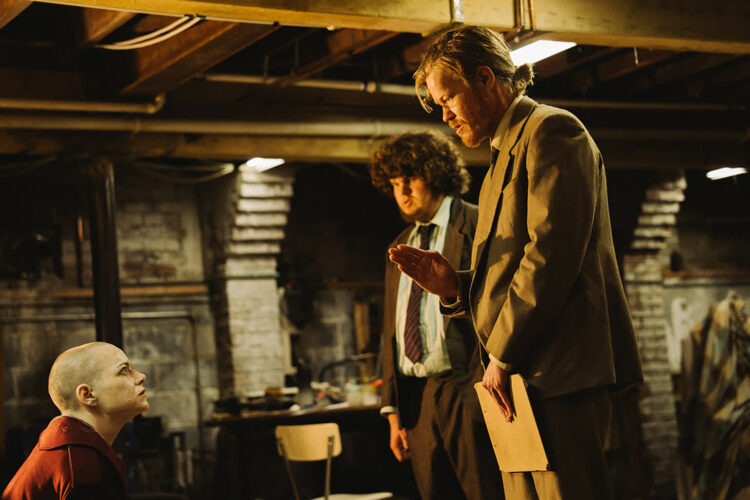 sceen: https://www.universalpictures.co.uk/micro/bugonia