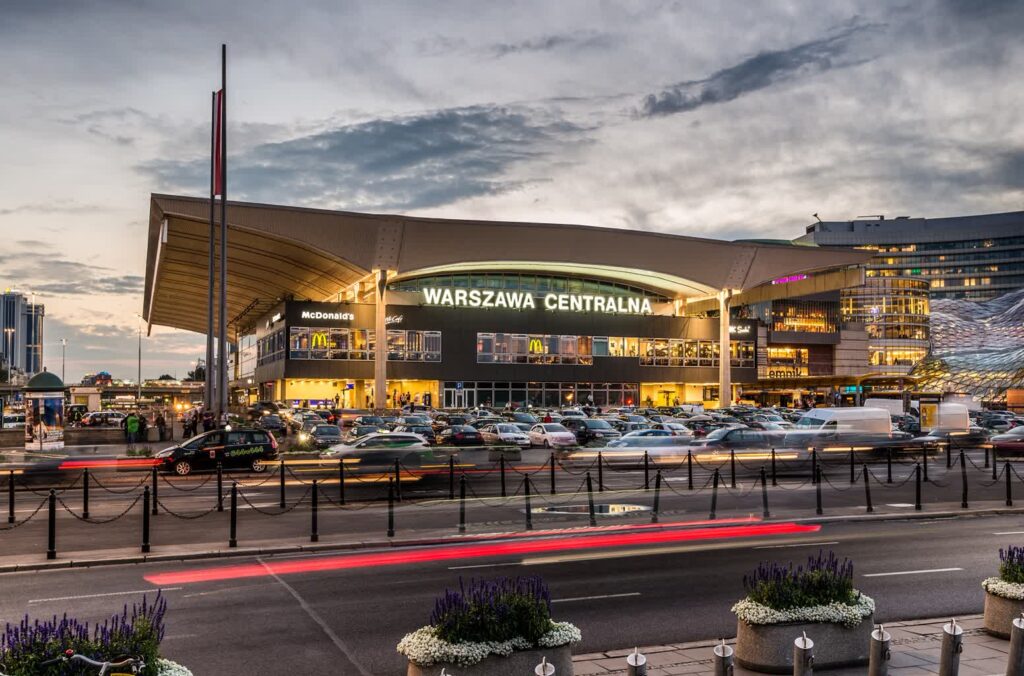 Koniec objazdów. W niedzielę rano pociągi wracają na Dworzec Centralny 1 Fot. PKP S.A./FB